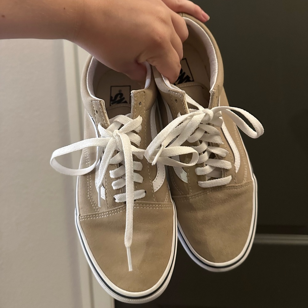 Tan Old Skool Vans